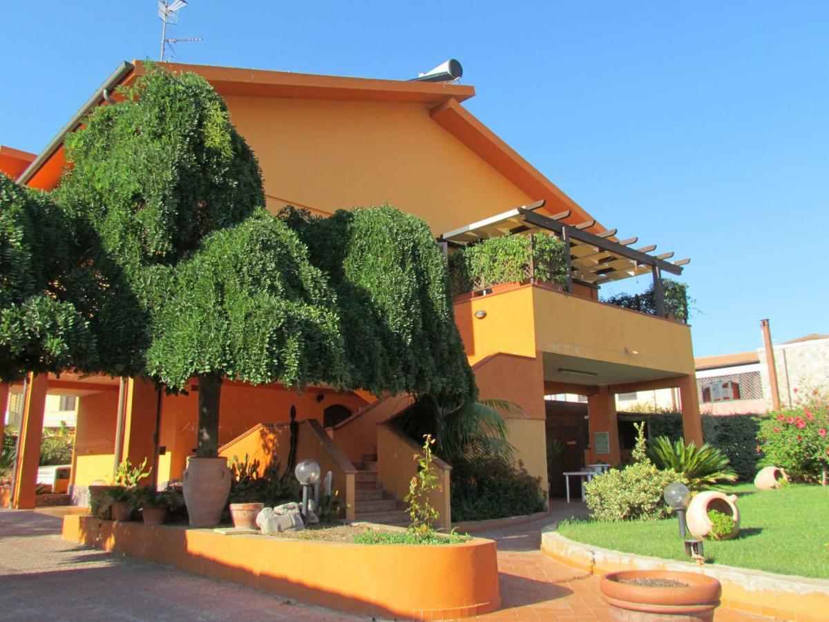 Residence Villa Carmela Porto Torres Esterno foto