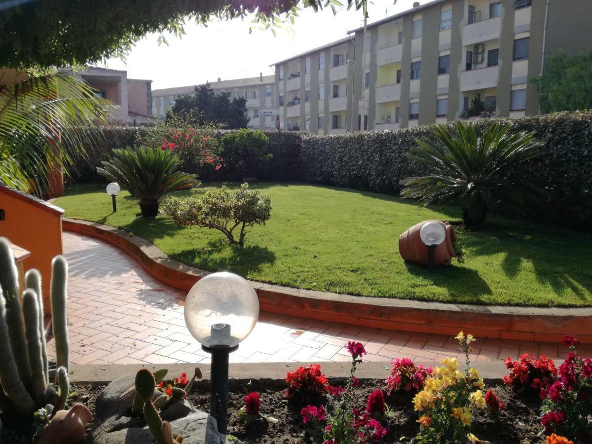 Residence Villa Carmela Porto Torres Esterno foto